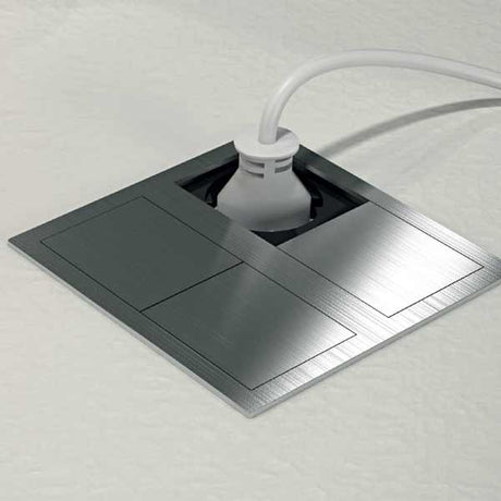 Einbausteckdose VersaHIT Dual aus Polycarbonat