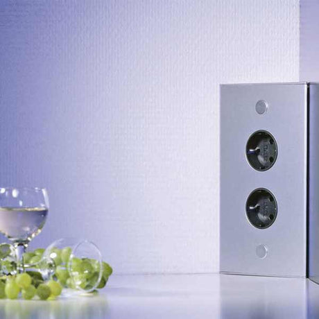 Thebo Ecksteckdose Riva mit und ohne USB